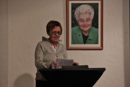 Ulla Feldhaus spricht